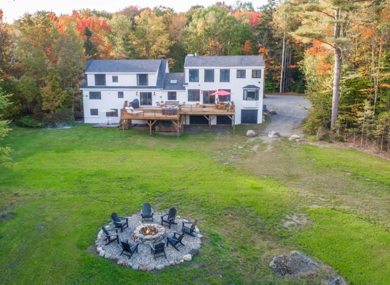 Fire Pit & Yard